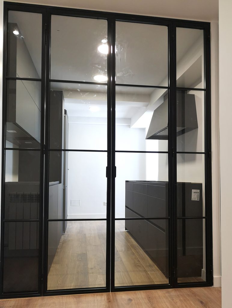 Hierro – Ventanas Nogales